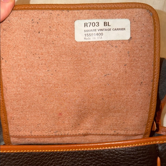 Vintage Dooney & Bourke Crossbody Bag - Picture 10 of 10